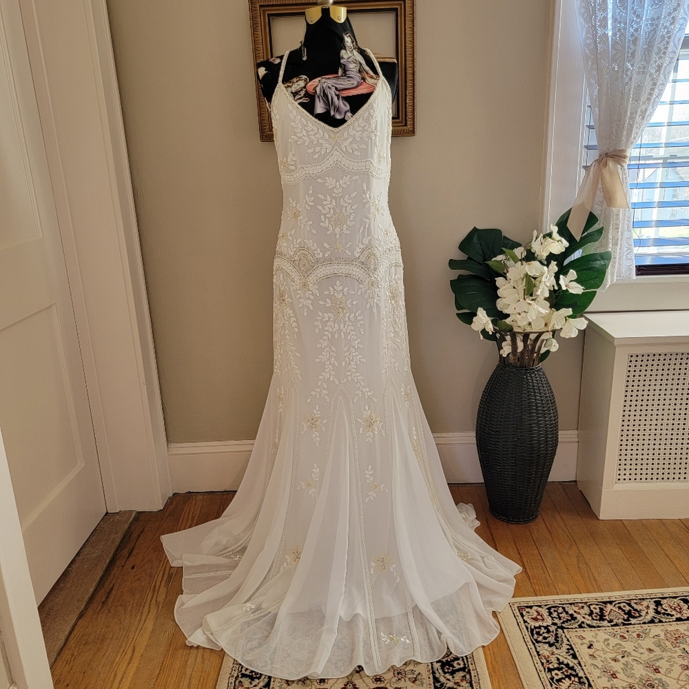BHLDN Naomi Wedding Dress Vintage 20s style Gatsby gown.